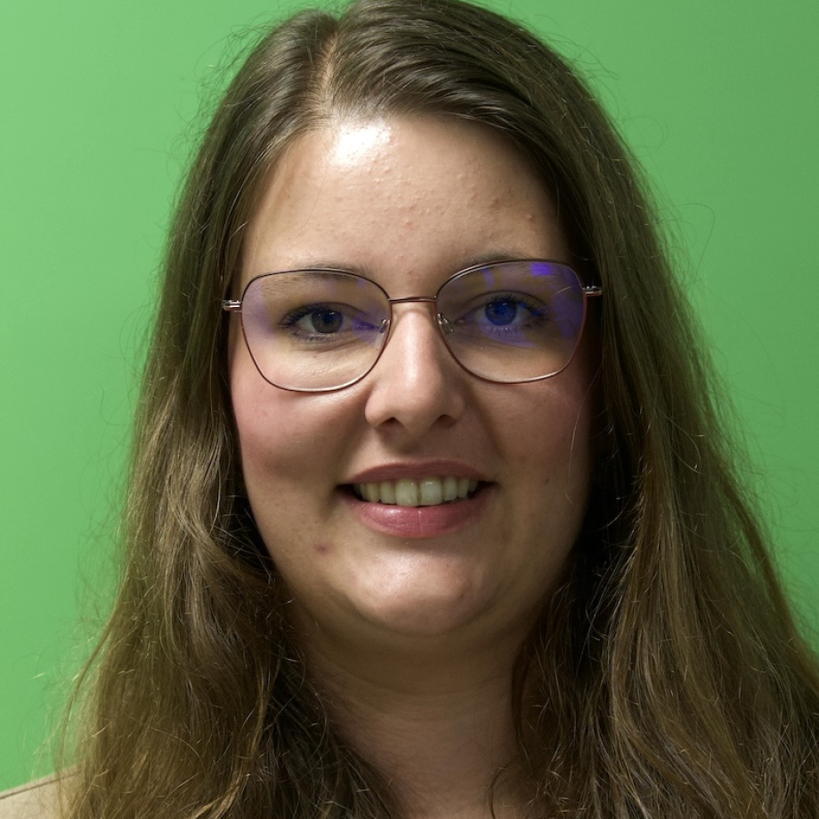 Annelie face
